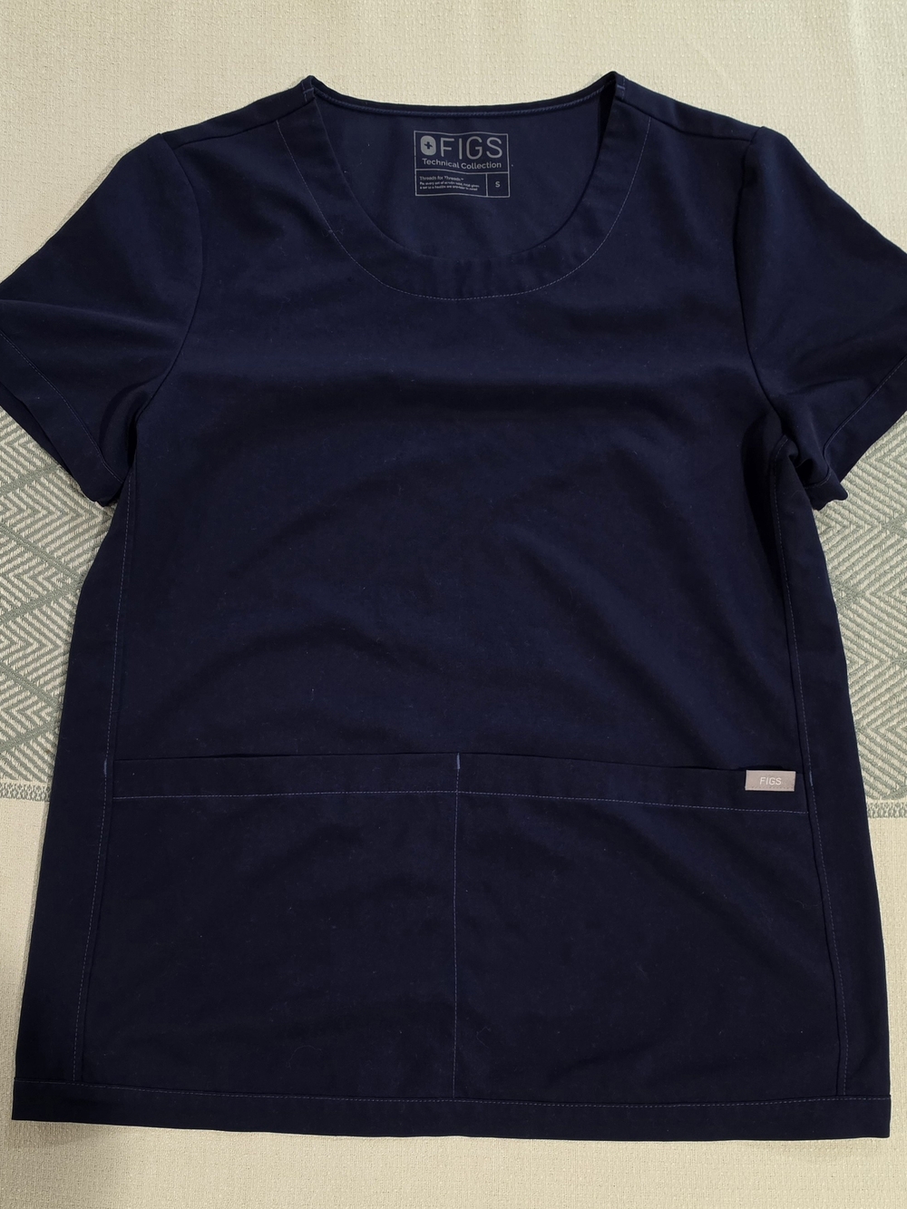 Figs RAMA Navy Scrub Top.